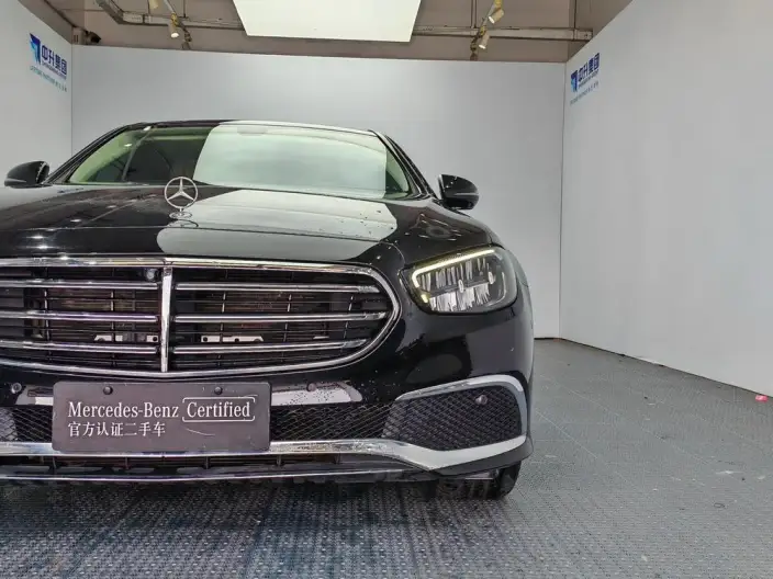 Mercedes-Benz E-Class 2021 Model E 300 L Luxury Model sedan – фото 10