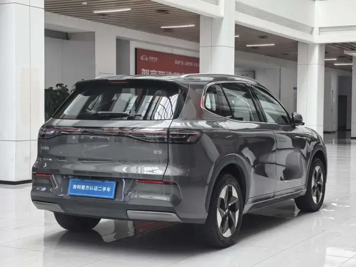 Geely Galaxy E5 2026 Model 610km Tiggo + Edition – фото 7