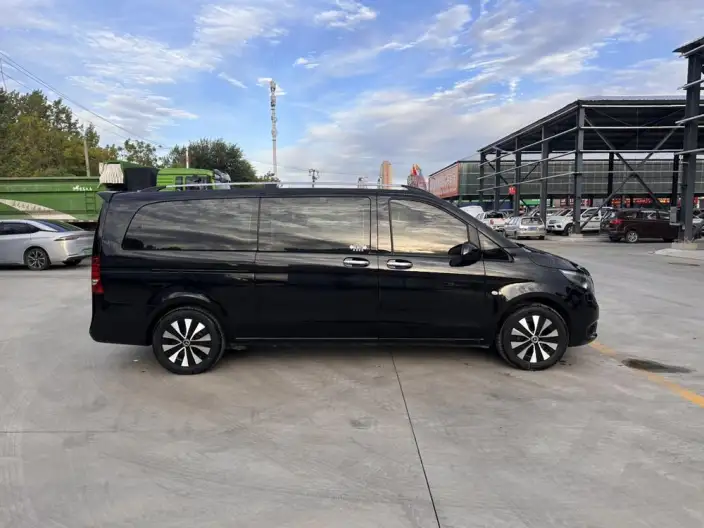 Viano 2021 Model 2.0T Elite Edition 9 seat – фото 6