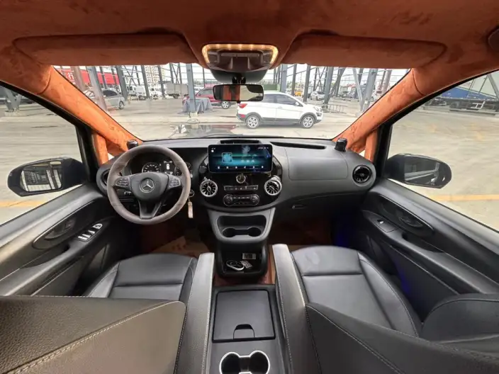 Viano 2021 Model 2.0T Elite Edition 9 seat – фото 7