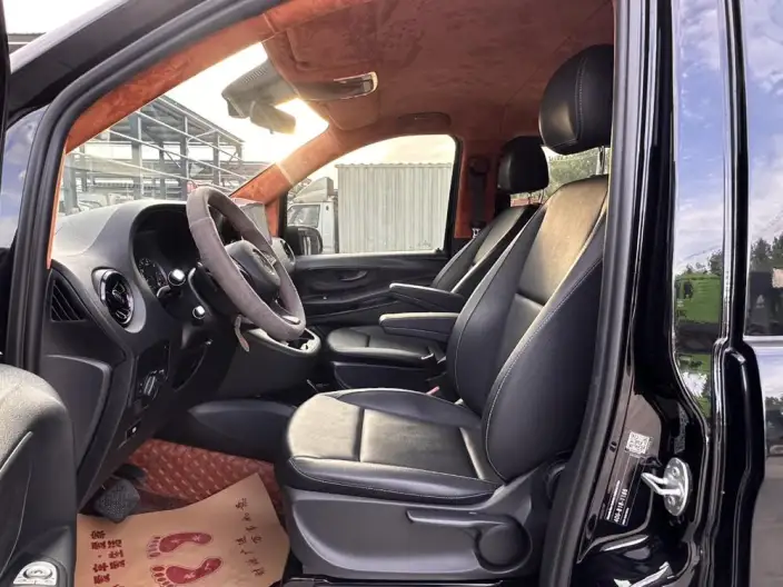 Viano 2021 Model 2.0T Elite Edition 9 seat – фото 8
