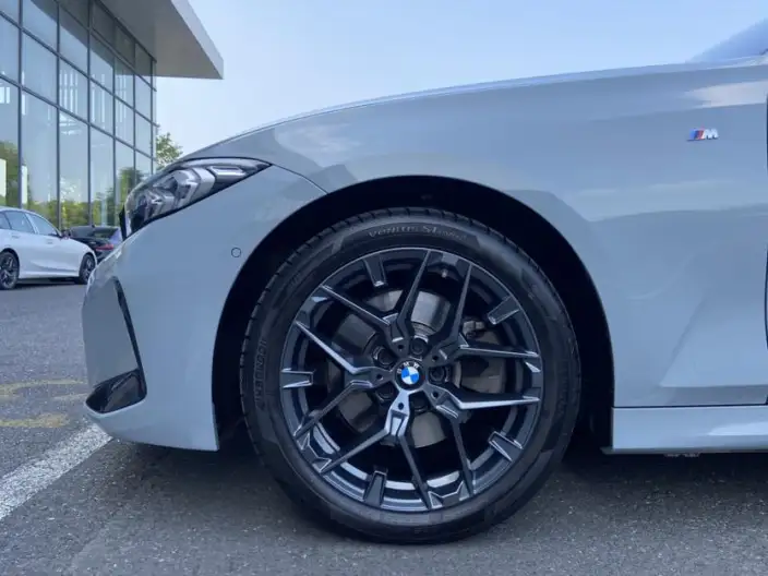 BMW 3 Series 2025 Model 330Li M Sports Night Set – фото 7