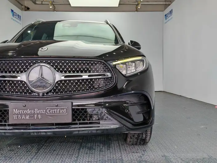 Mercedes-Benz GLC 2023 Model Facelift GLC 300 L 4MATIC Dynamic Model 5 seat – фото 8