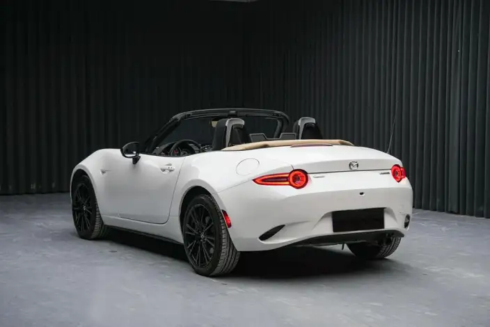 Mazda MX-5 2025 Model 2.0L Manual Rear Drive 2 seat Parallel Imported – фото 5