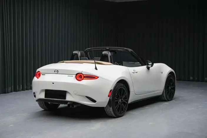 Mazda MX-5 2025 Model 2.0L Manual Rear Drive 2 seat Parallel Imported – фото 7