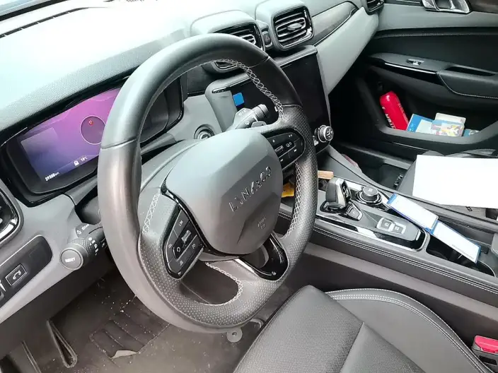 Lynk & Co 02 Hatchback 2022 Model 2.0TD Hatchback Pro – фото 7