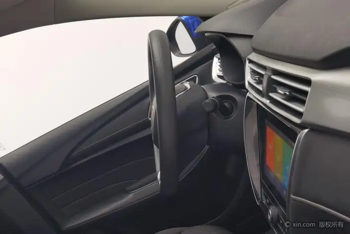 Roewe i5 2020 Model 1.5L Automatic 4G Connected Luxury Edition – фото 9
