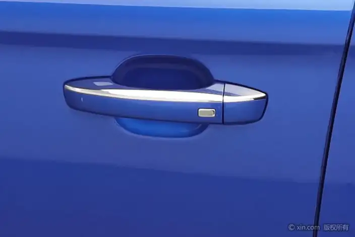 Roewe i5 2020 Model 1.5L Automatic 4G Connected Luxury Edition – фото 10