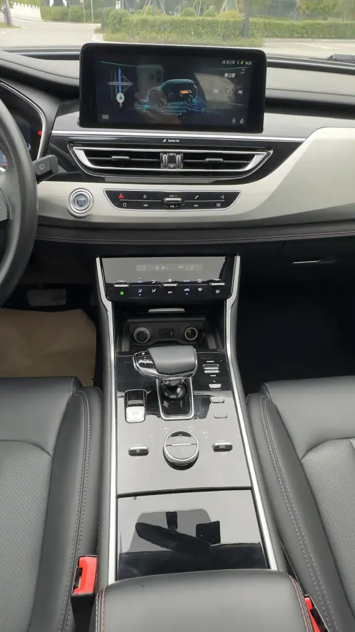 Changan CS75 PHEV 2020 Model 1.5T Enterprising Model – фото 9