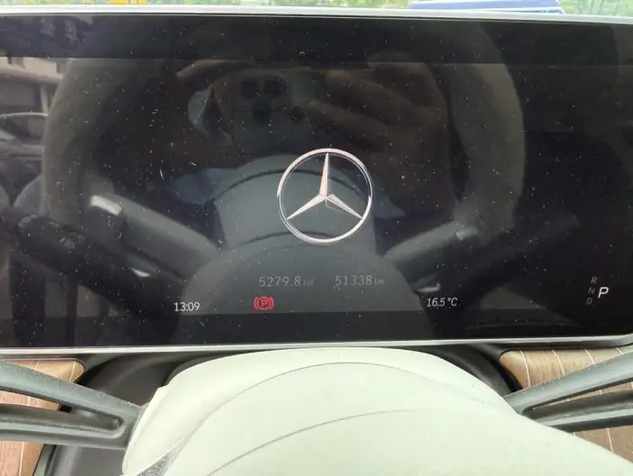 Mercedes-Benz EQE SUV 2024 Model EQE SUV 350 4MATIC Deluxe Edition – фото 8