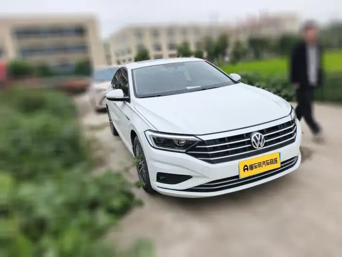 Volkswagen Sagitar 2021 Model 200TSI DSG Comfort Zhilian Edition – фото 3