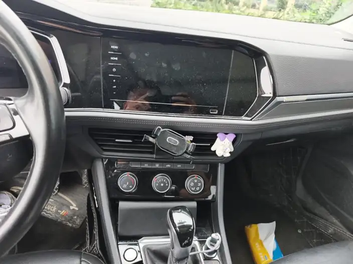 Volkswagen Sagitar 2021 Model 200TSI DSG Comfort Zhilian Edition – фото 8