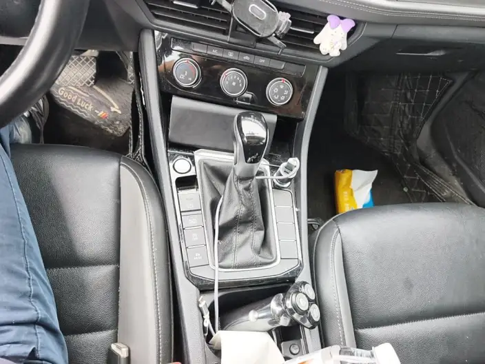 Volkswagen Sagitar 2021 Model 200TSI DSG Comfort Zhilian Edition – фото 9