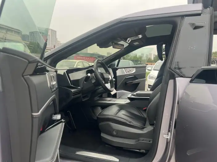 HiPhi HiPhi Y 2023 Model 560km Elite Edition – фото 9