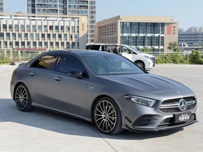Mercedes-Benz CLA AMG 2023 Model AMG CLA 35 4MATIC – фото 3