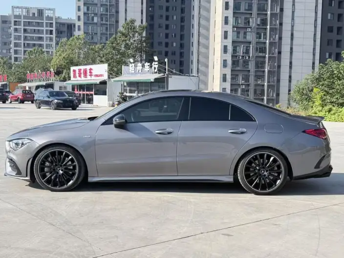 Mercedes-Benz CLA AMG 2023 Model AMG CLA 35 4MATIC – фото 4