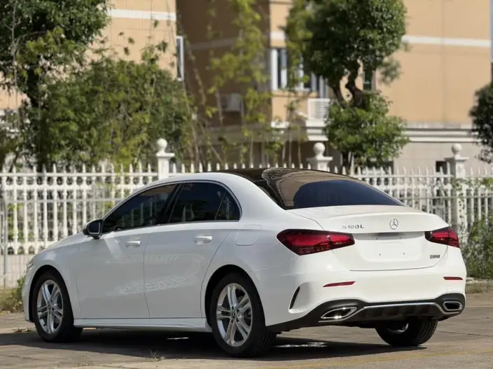 Mercedes-Benz A-class 2025 Model A 180 L – фото 5