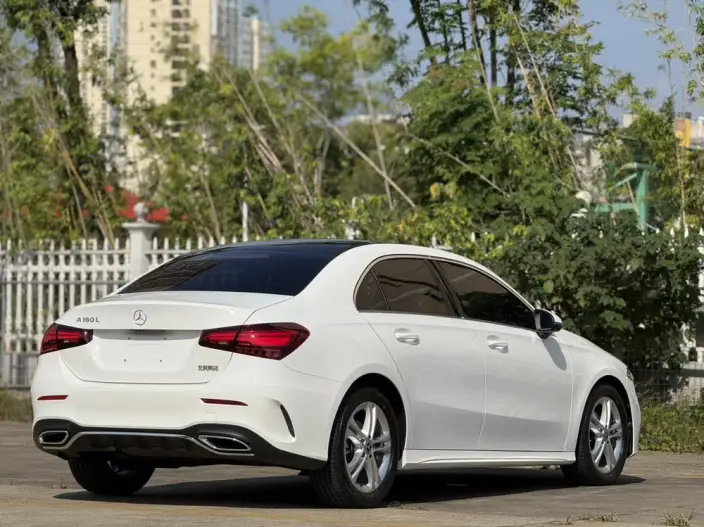 Mercedes-Benz A-class 2025 Model A 180 L – фото 7