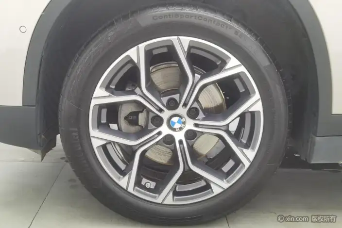 BMW X1 2020 Model sDrive20Li Exclusive Model – фото 5