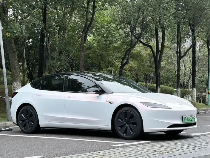 Model 3 2023 Model Rear-wheel drive version – фото 3
