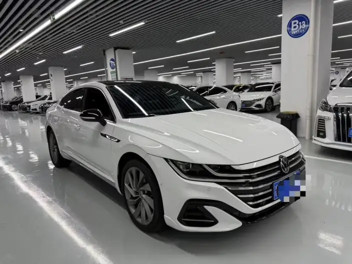 Volkswagen CC 2023 Model 380TSI Eye-catching version – фото 3