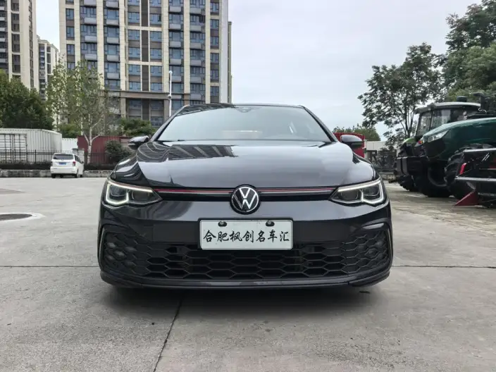 Volkswagen Golf GTI 2023 Model 380TSI DSG GTI – фото 2