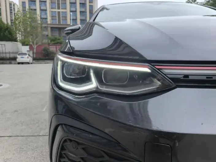 Volkswagen Golf GTI 2023 Model 380TSI DSG GTI – фото 8