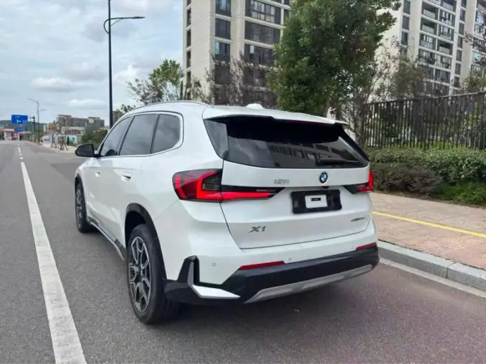 BMW X1 2023 Model sDrive25Li X Design Set – фото 4