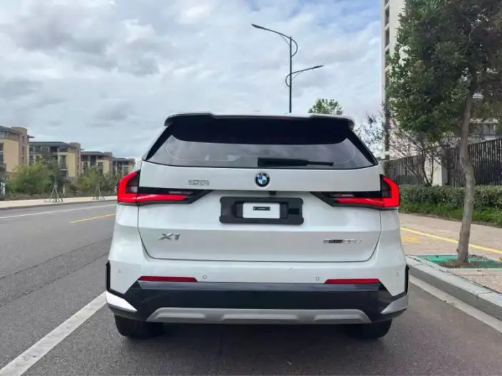 BMW X1 2023 Model sDrive25Li X Design Set – фото 5