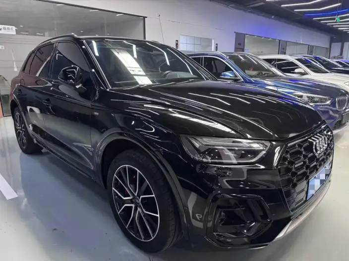 Audi Q5L 2023 Model 45T Luxury Dynamic Model – фото 2