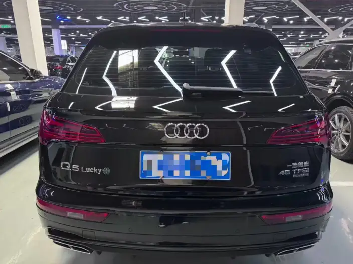 Audi Q5L 2023 Model 45T Luxury Dynamic Model – фото 4