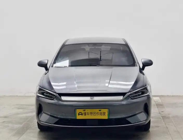 Qin Plus EV 2024 Model Honor Edition 510KM Leading Model – фото 2