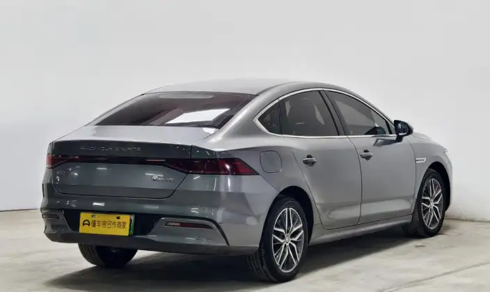 Qin Plus EV 2024 Model Honor Edition 510KM Leading Model – фото 7