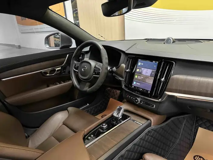Volvo S90 2024 Model B5 Smart Range Deluxe Edition – фото 8