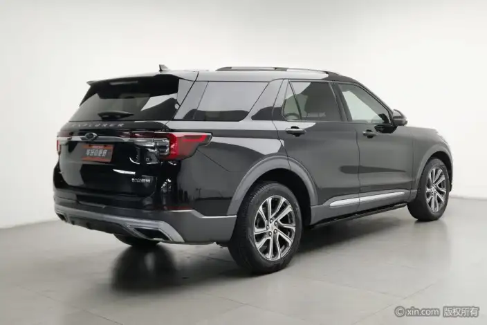 Ford Explorer 2023 Model EcoBoost 285 4WD Fashion plus Edition 6 seat