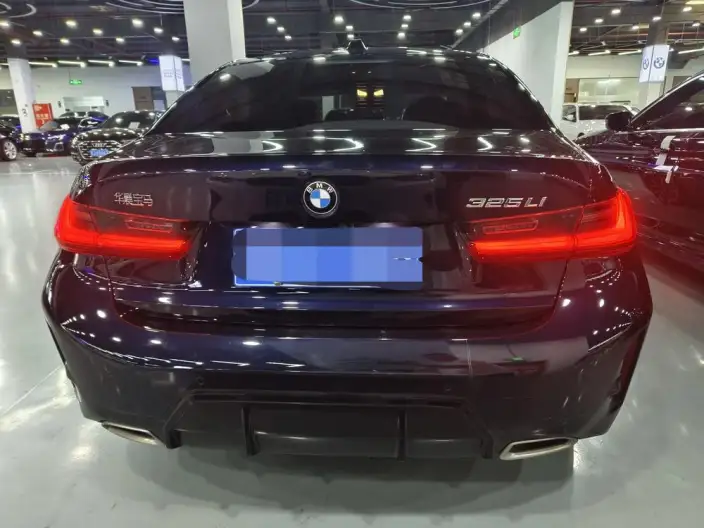 BMW 3 Series 2025 Model 325Li M Sports Set – фото 5