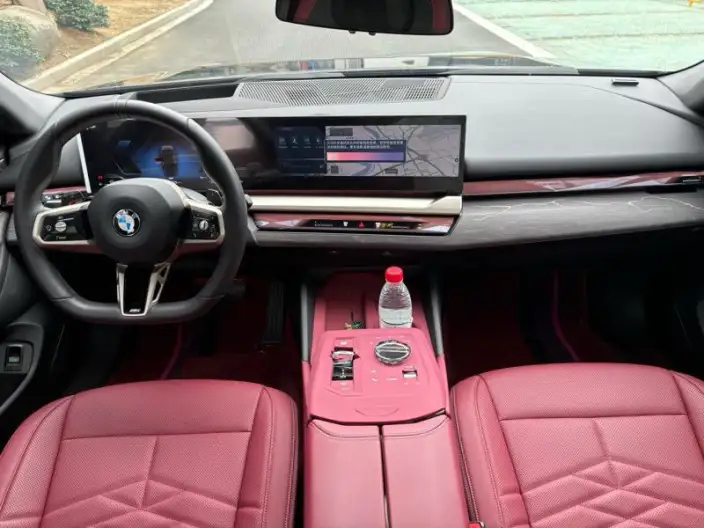 BMW 5 Series 2025 Model Facelift 530Li Exclusive Model M Sports Set – фото 7