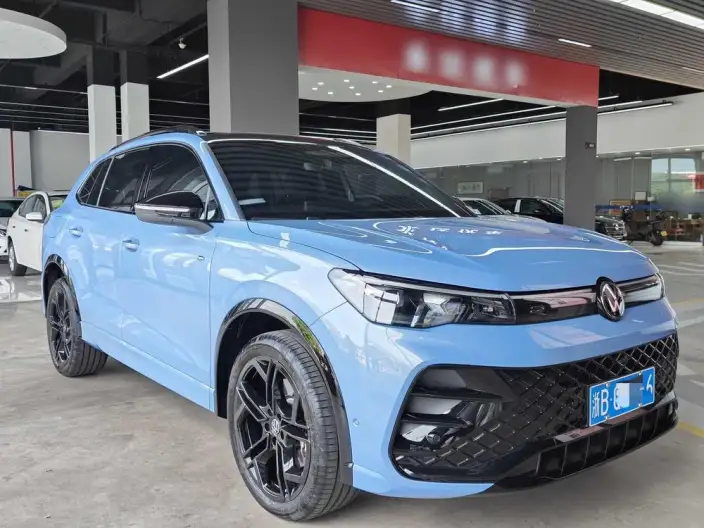 Volkswagen Tiguan L 2025 Model Pro 380TSI 4WD R-Line Zhizun Edition – фото 3
