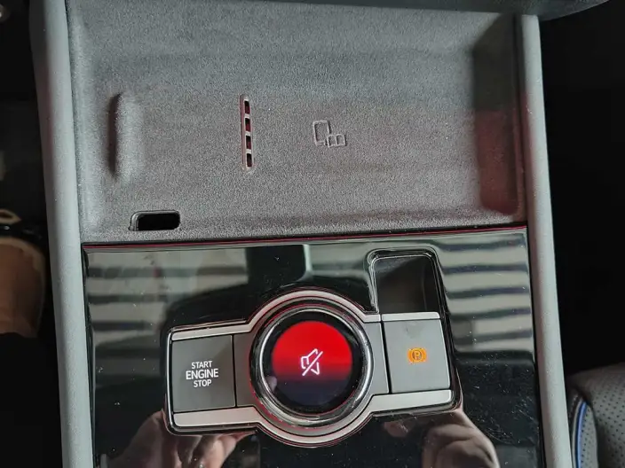 Volkswagen Tiguan L 2025 Model Pro 380TSI 4WD R-Line Zhizun Edition – фото 7