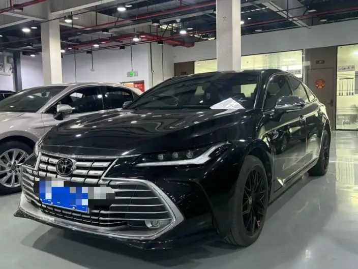 Toyota Avalon 2024 Model Intelligent Hybrid 2.0L E-CVT Deluxe Edition – фото 1
