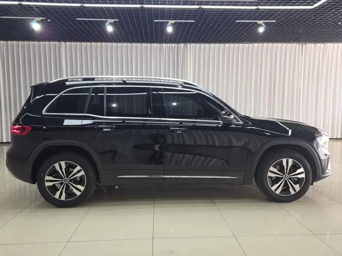 Mercedes-Benz GLB 2025 Model GLB 200 Dynamic Model – фото 7
