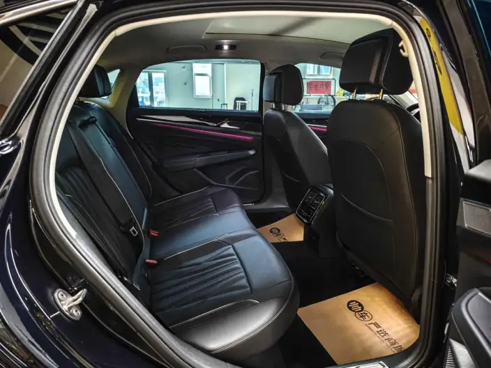 Volkswagen Passat 2023 Model Facelift 330TSI Elite Edition – фото 10