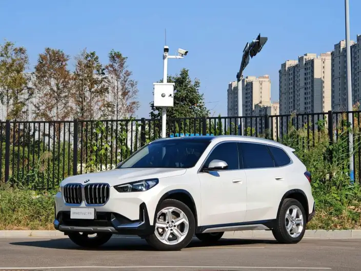 BMW X1 2023 Model sDrive20Li X Design Set – фото 1