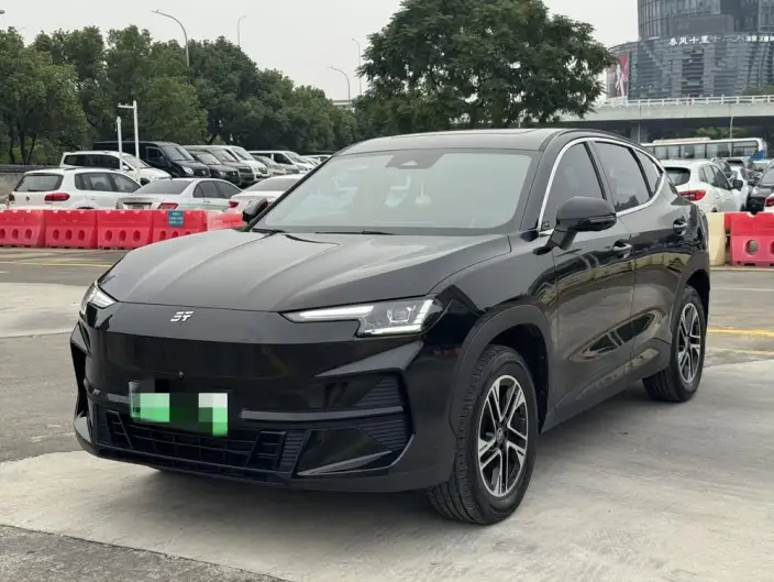 Jetour Shanhai L6 2024 Model 1.5TD DHT MAX – фото 1