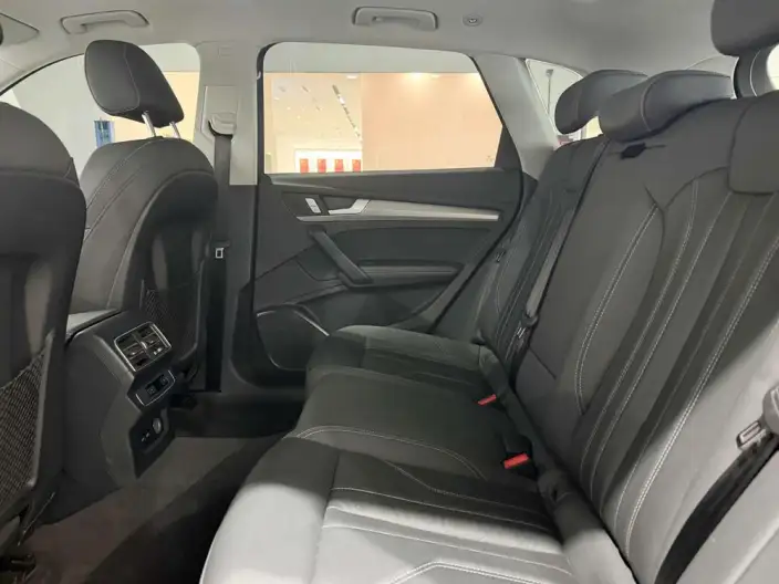 Audi Q5L 2024 Model 40TFSI Fashion Dynamic Model – фото 9