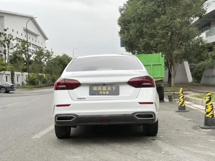 Geely Emgrand 2021 Model UP 1.5L CVT Pilot Edition – фото 6