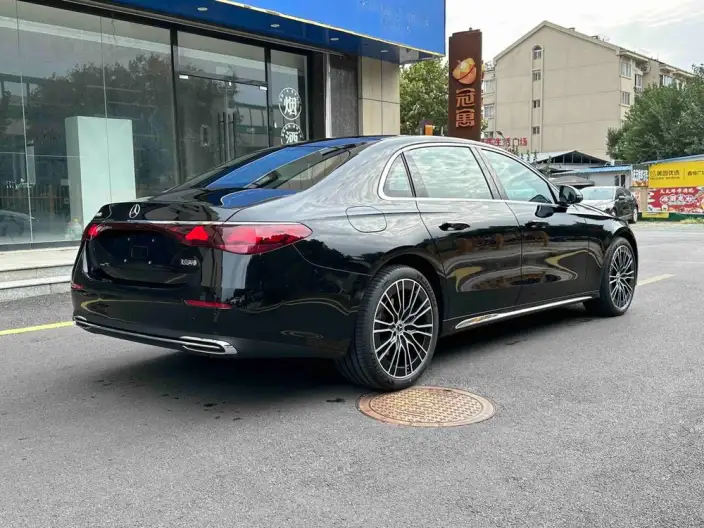 Mercedes-Benz E-Class 2026 Model E 300 L Fashion Model sedan – фото 6
