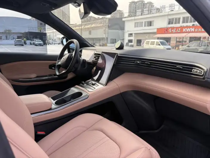 NIO ES6 2020 Model 430KM Signature Edition – фото 10