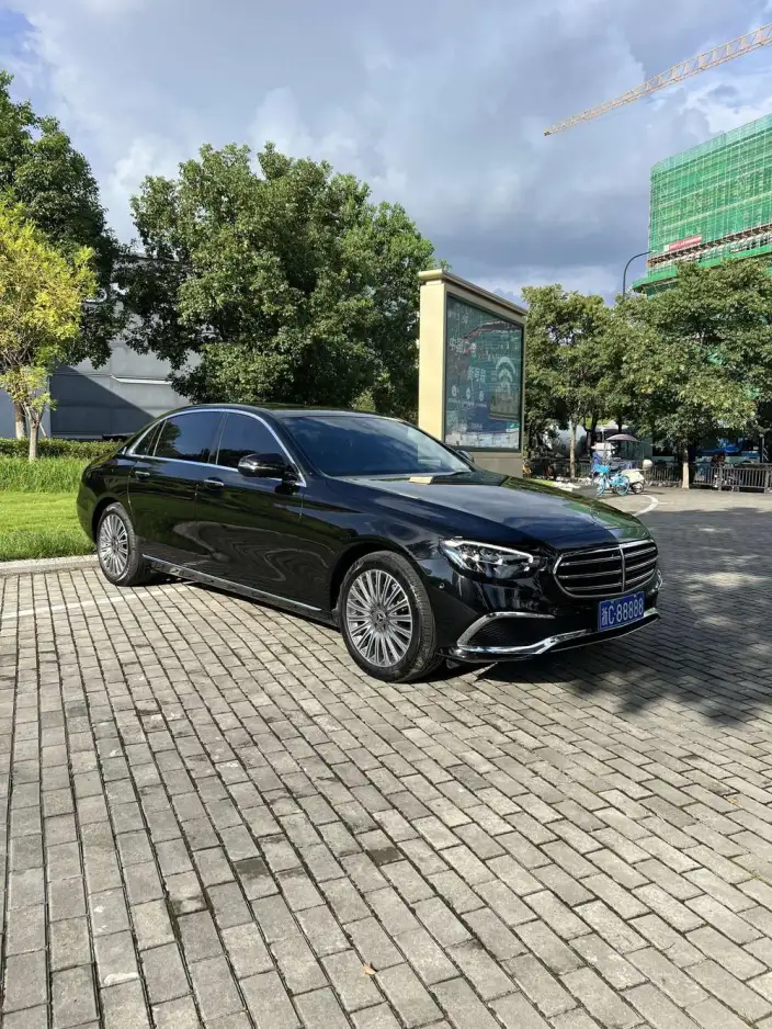 Mercedes-Benz E-Class 2023 Model E 300 L Luxury Model sedan – фото 8