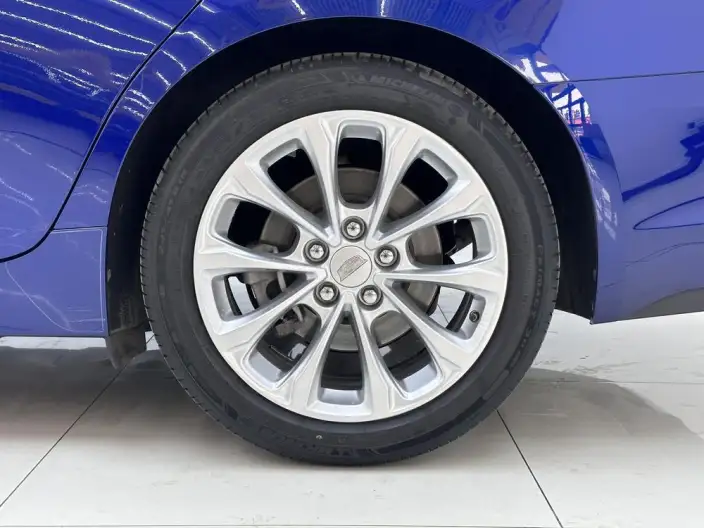 Cadillac CT5 2023 Model 28T Luxury Model Standard Edition – фото 9